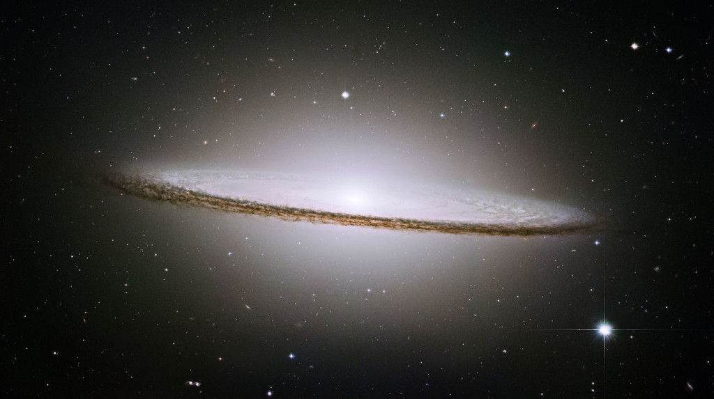 http://www.constellation-guide.com/wp-content/uploads/2013/08/Sombrero-Galaxy-1024x573.jpg