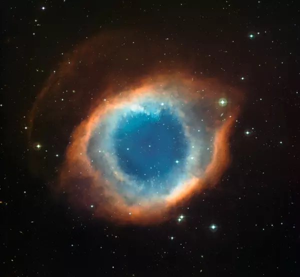 ngc 7293,eye of god nebula