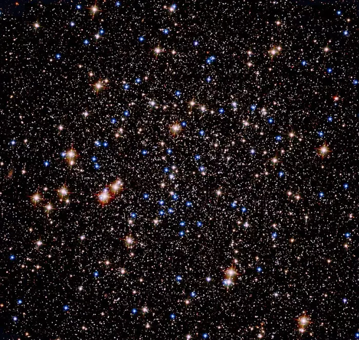 globular cluster in apus,caldwell 107 