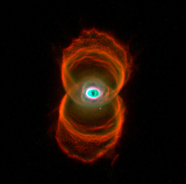 engraved hourglass nebula,mycn18