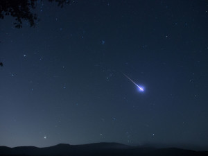 perseid meteor,pleiades