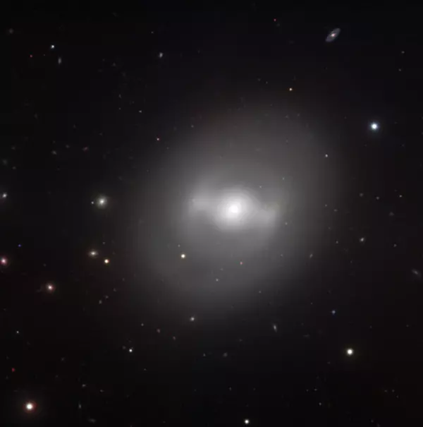 ngc 936