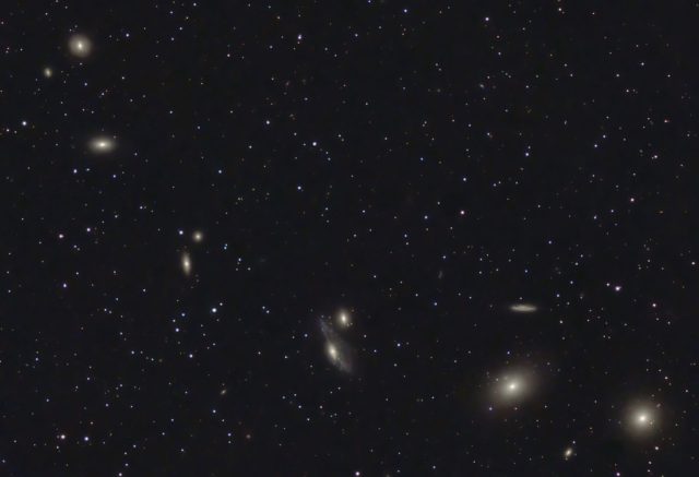 markarian's chain,markarian's eyes,markarian galaxies