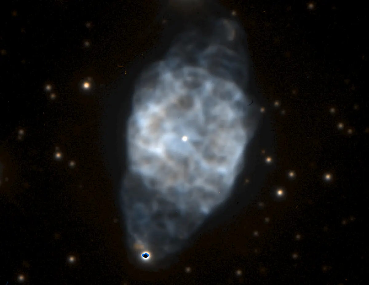 blue flahs nebula,ngc 6905