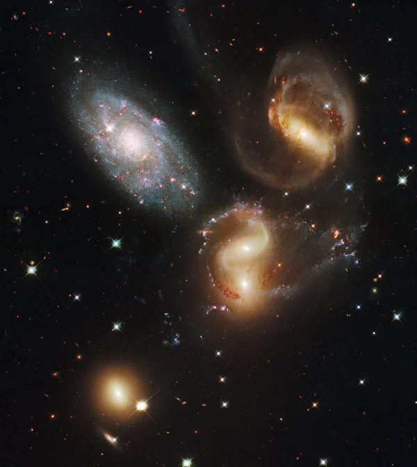 colliding galaxies,compact galaxy group