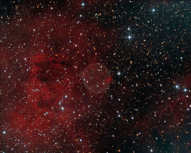 PN G75.5+1.7, planetary nebula in cygnus