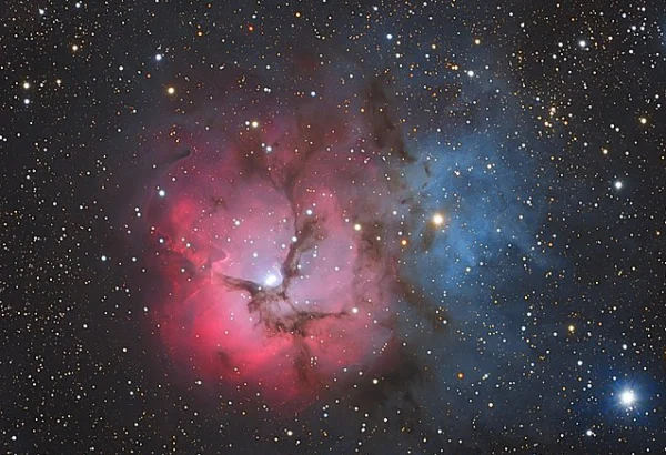 trifid nebula