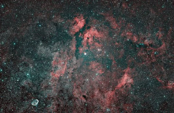 gamma cygni nebula,ic 1318 