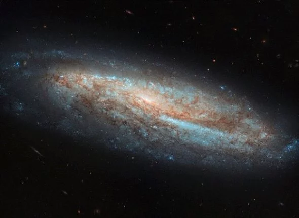 barred spiral galaxy in the constellation pisces