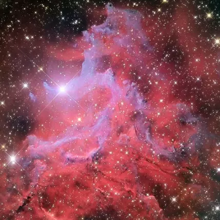 AE Aurigae,IC 405,Flaming Star Nebula