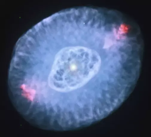 Blinking Planetary Nebula,NGC 6826,blinking eye nebula