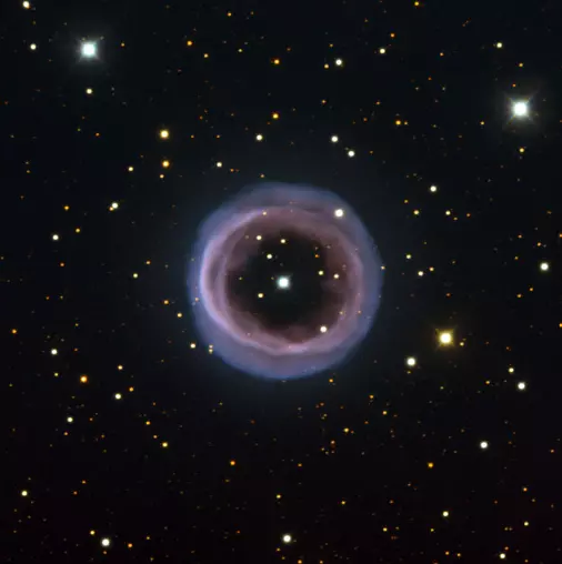 Fine Ring Nebula,Shapley 1