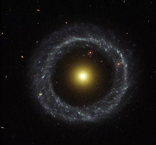 ring galaxy in serpens constellation