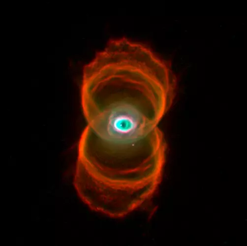 Engraved Hourglass Nebula,MyCn18,planetary nebula in musca