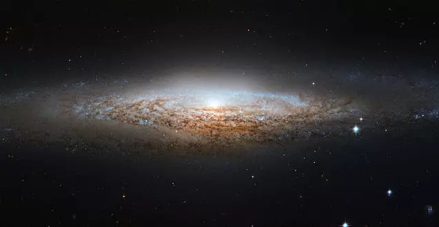 UFO Galaxy,NGC 2683,spiral galaxy in lynx