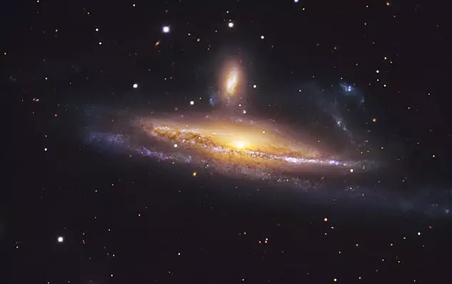 interacting galaxies in eridanus constellation