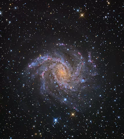 fireworks galaxy,ngc 6946,spiral galaxy