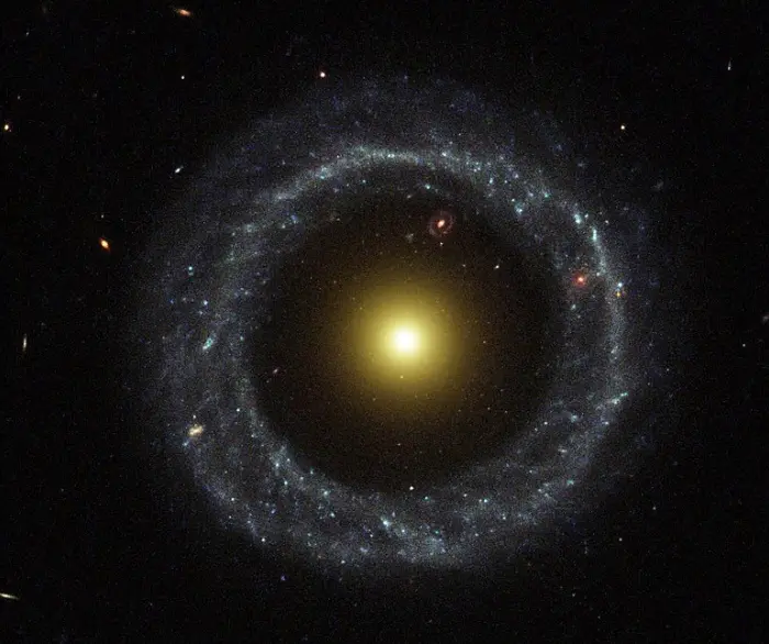 hoag's object,ring galaxy,PGC 54559