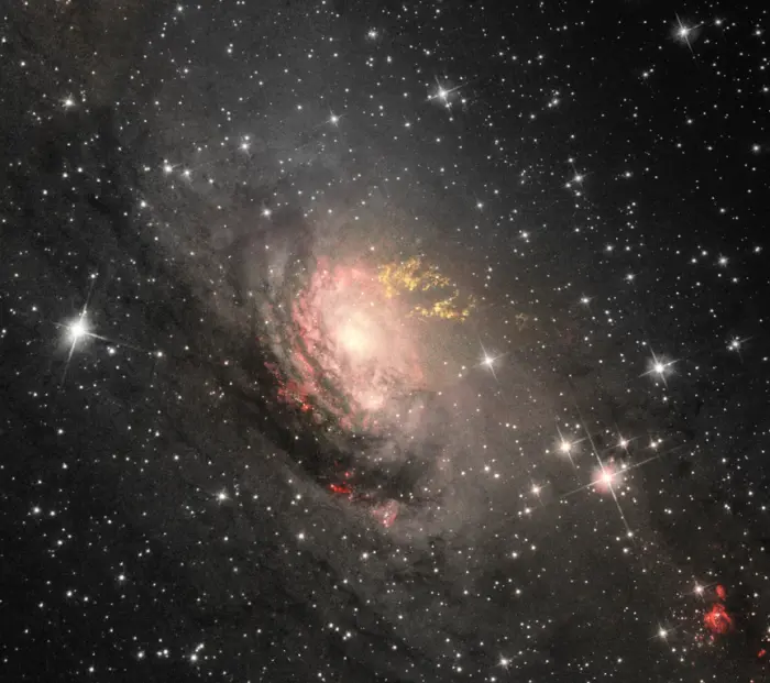ESO 97-G13,ESO 097-13
