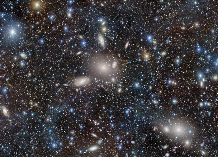 antlia cluster of galaxies,antlia cluster dark energy camera