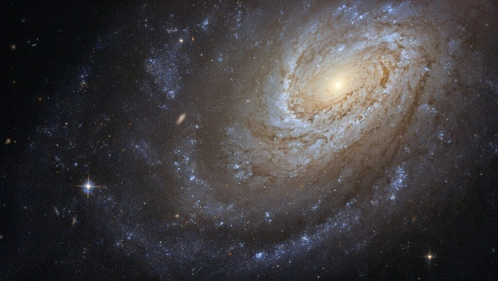 ngc 4651 hubble,umbrella galaxy,umbrella galaxy hst