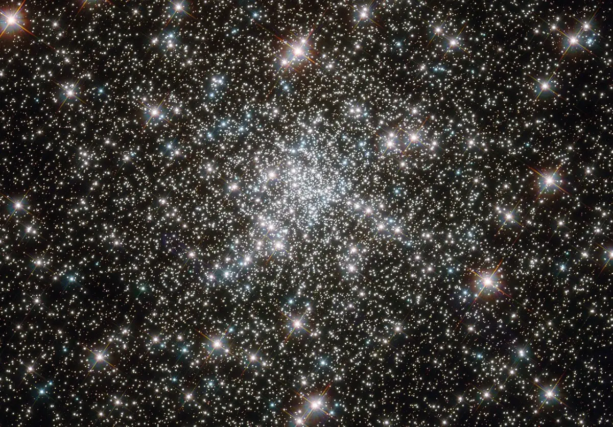 ngc 6752,pavo globular cluster,great peacock globular