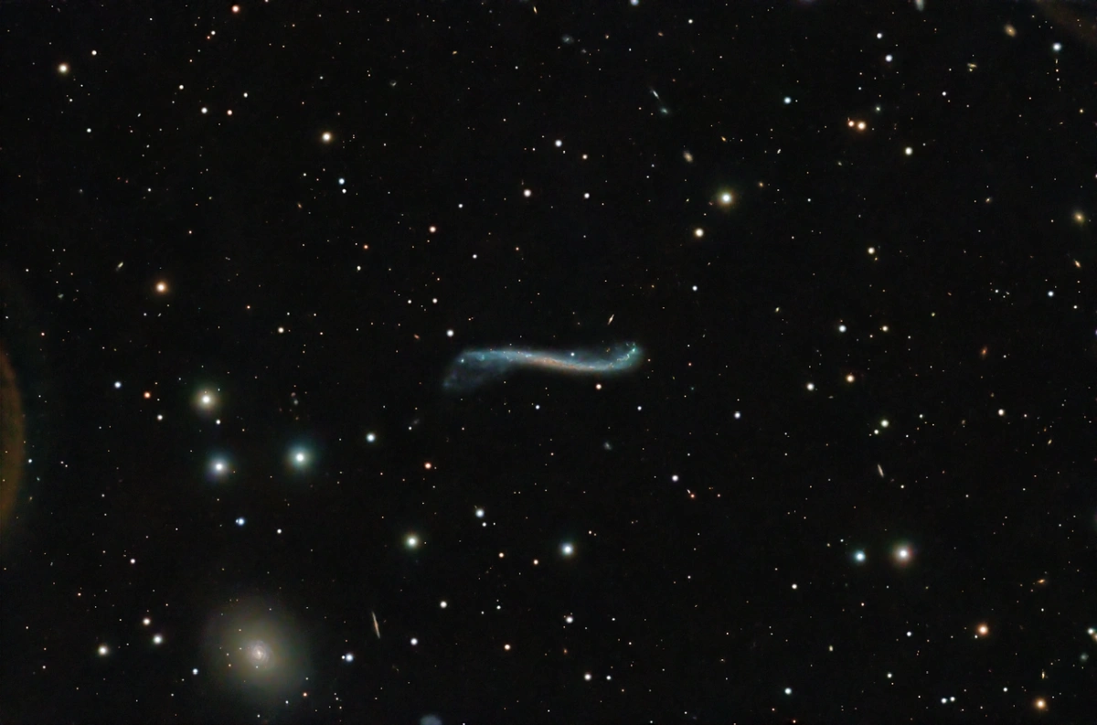 integral sign galaxy,ugc 3697