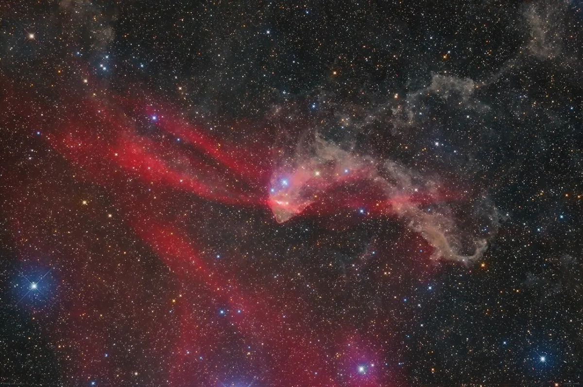 lbn 437,great lacerta nebula,sharpless 126