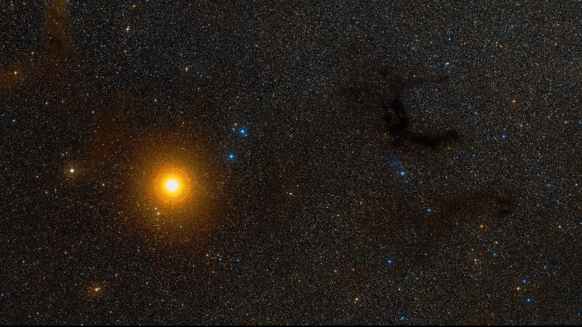 gamma aquilae and the e nebula